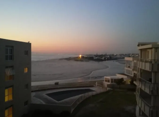 A310 Lagoon Beach Apartment & Spa